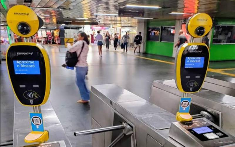 Secretaria de Estado de Transporte inicia instalação da biometria facial no metrô