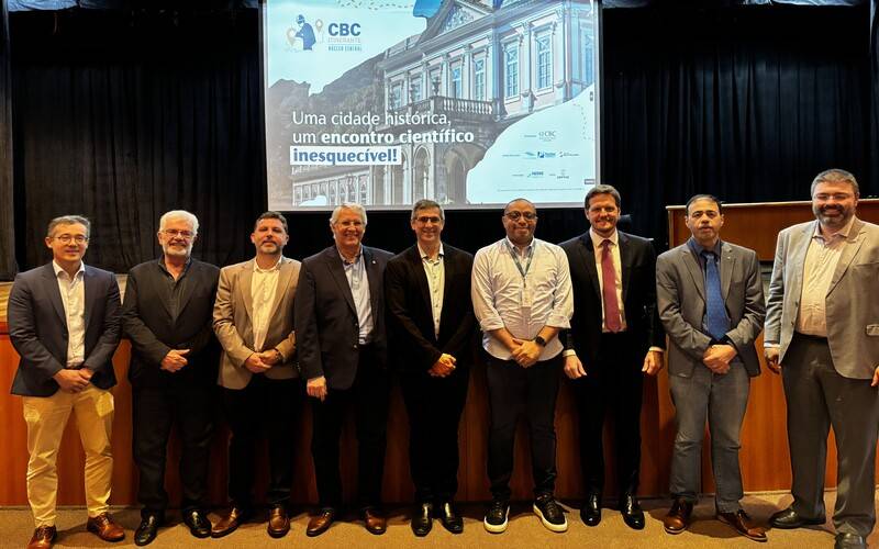 Profissionais renomados do estado do Rio de Janeiro abordam casos cirúrgicos complexos