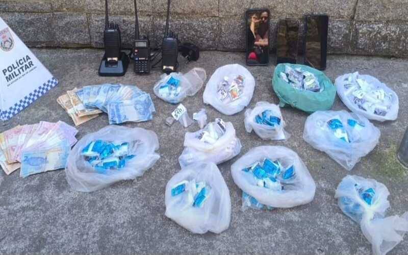 PM apreende drogas no Loteamento Samambaia