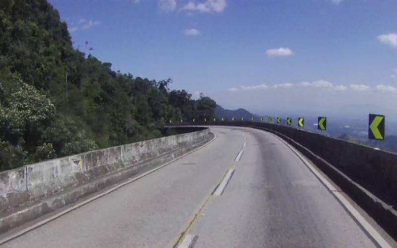 Nova lei proíbe transporte diário de lixo pela Serra de Petrópolis e áreas de preserva