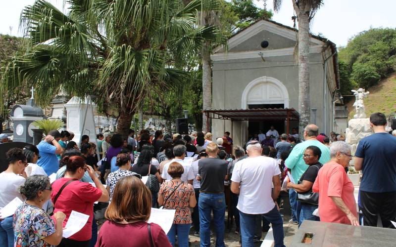 Diocese de Petrópolis se prepara para Solenidades de Todos os Santos e Finados com men