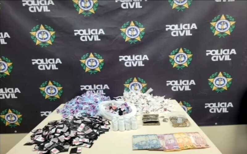 Casal é preso por tráfico de drogas em Petrópolis