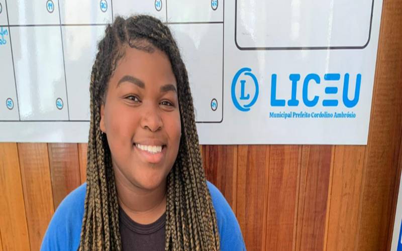 Aluna do Liceu Municipal é ouro na Olimpíada de Educação Financeira