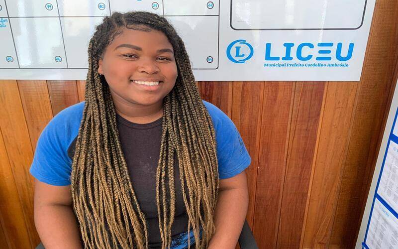 Aluna do Liceu Municipal é ouro na Olimpíada de Educação Financeira