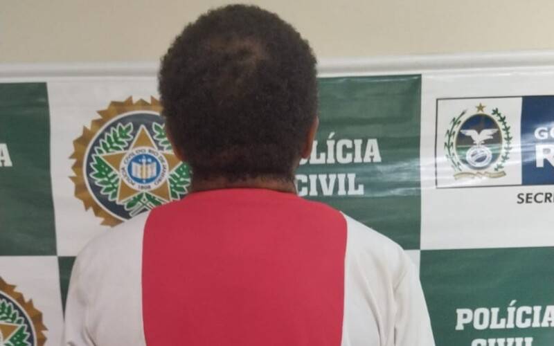 Homem é preso em flagrante por tráfico de drogas em Petrópolis