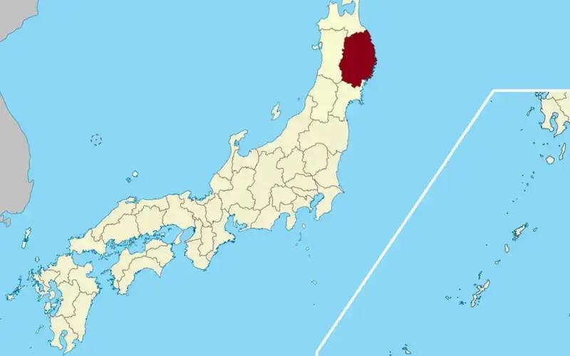 Japão emite alerta de tsunami