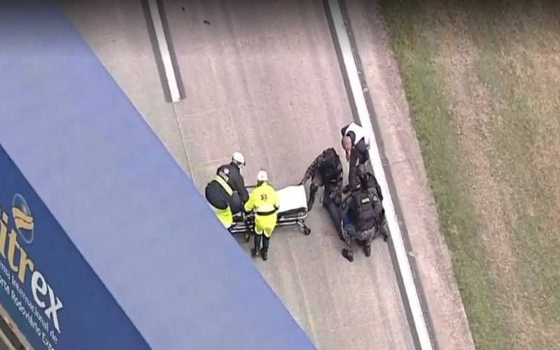 Caminhão interdita Rodoanel em São Paulo: motorista desmaia e há suspeita de explosivo