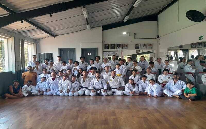 Dojôs de Petrópolis se unem para celebrar o Dia Mundial do Karatê
