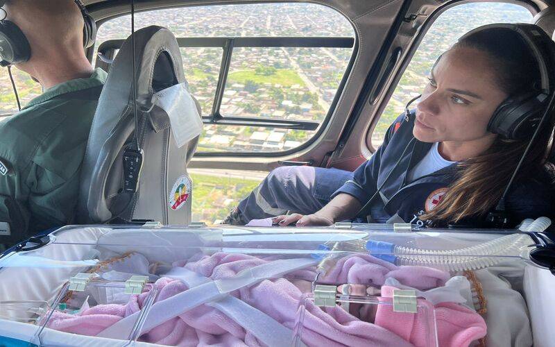 Novembro Roxo: SAMU-RJ completa dois anos no transporte de crianças e bebês prematuros