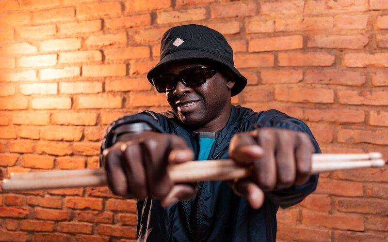 Santy convida Renato da Rocinha para roda de samba em homenagem às raízes afro