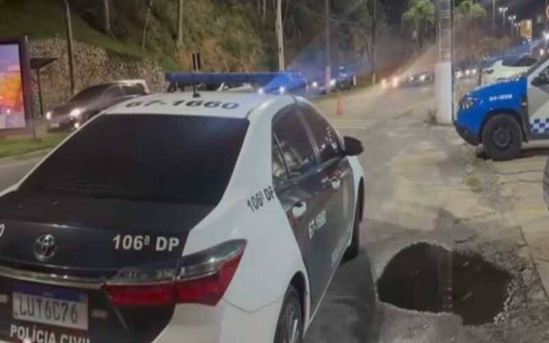Policiais civis da 106ª DP prendem homem por violência doméstica