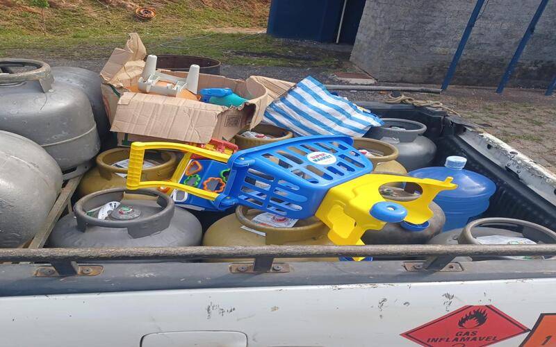 Inea e Polícia Militar deflagram ação para fiscalizar veículos que transportam produto