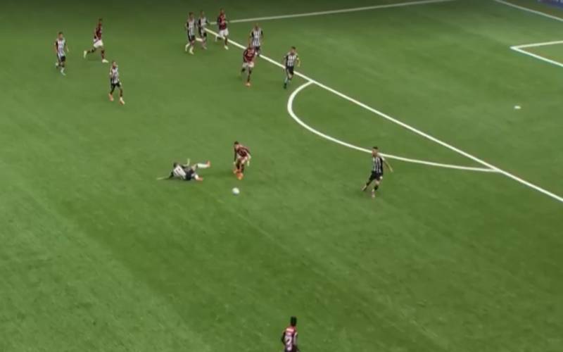 Flamengo empata com o  Atlético-MG e fica mais próximo de conquistar o título do Campe