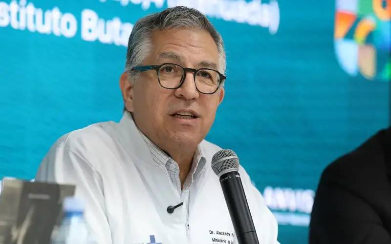 Anvisa aprova registro de vacina 100% nacional contra dengue