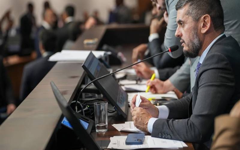 Bacellar protocola projeto que repassa R$ 220 milhões para municípios e ao estado com 