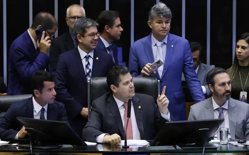 Congresso aprova crédito de R$ 42 bi para Previdência e Bolsa Família