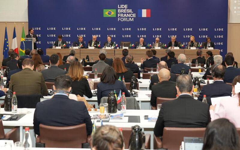 Governo do Rio destaca avanços na transição energética durante o Lide França