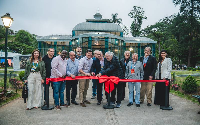 Autoridades presentes na abertura do Festival prefeito Hingo Hammes; vice Baninho; sec