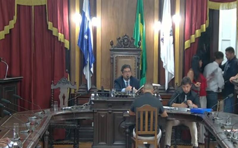 Votação do PL que trata do aumento do IPTU trava sessão na Câmara Municipal