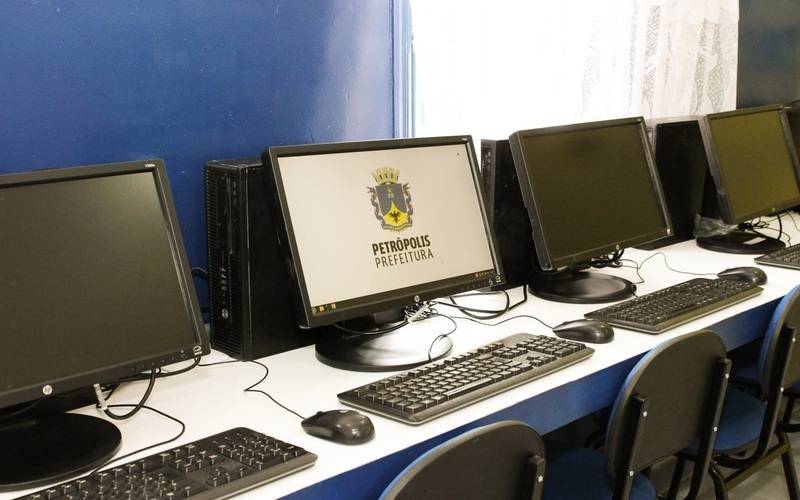 Entrega de mil computadores do Tribunal de Justiça do Rio de Janeiro reforça estrutura