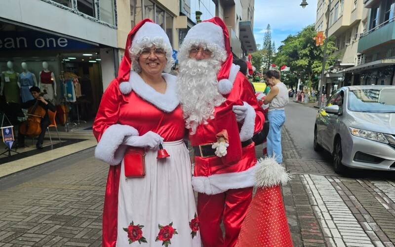 Natal Encantado da 16: ainda dá tempo de prestigiar o Papai e a Mamãe Noel, apreciar o