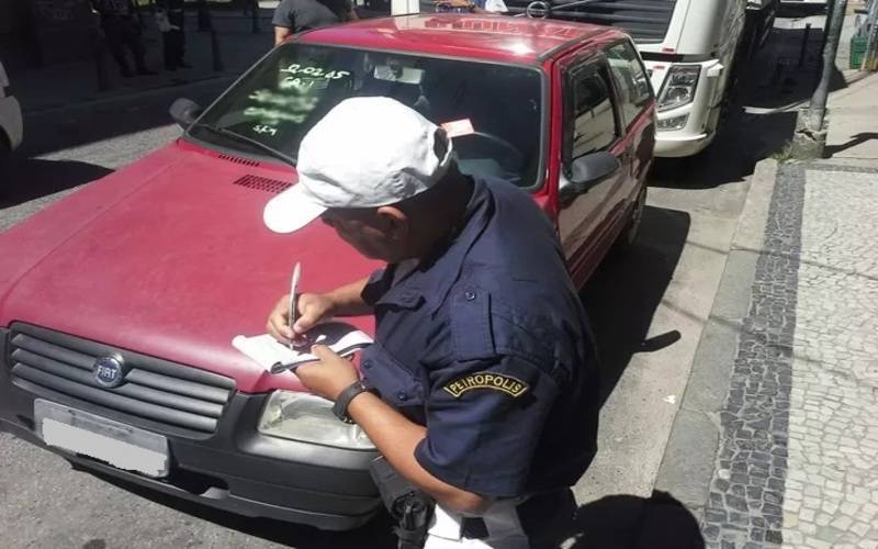 Multas e serviços do Detran poderão ser pagos com Pix