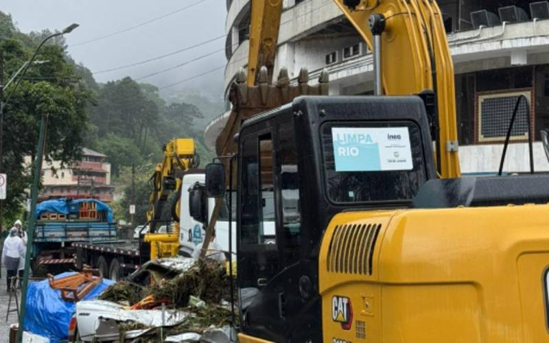 Bernardo Rossi determina atuação de máquinas do Inea para retomada da normalidade em P