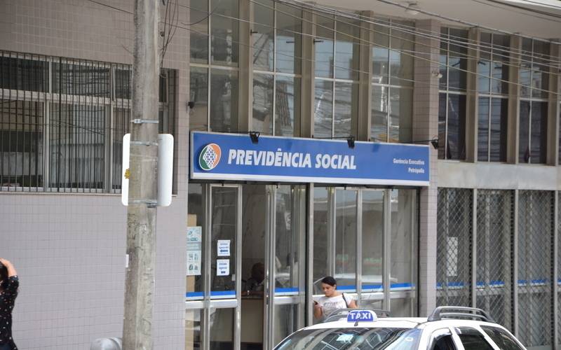 Número de pedidos de aposentadoria cai em Petrópolis