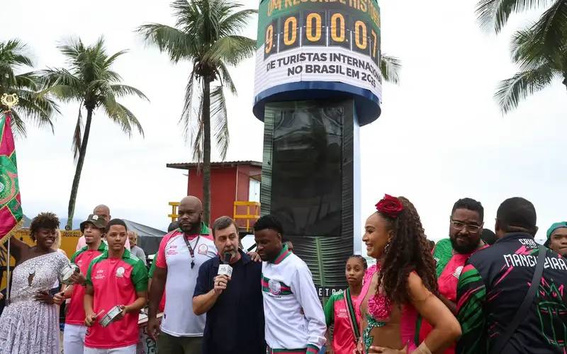 Brasil tem recorde de 9 milhões de turistas internacionais em 2025