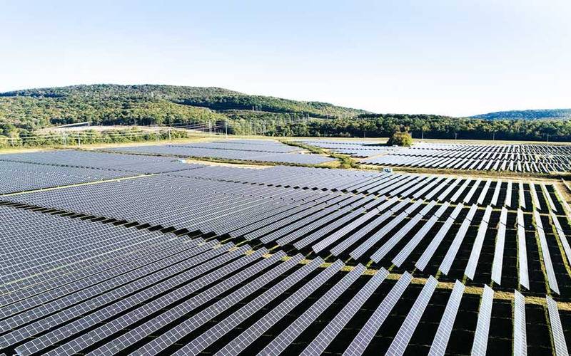 Com 11,4 gigawatts adicionados em 2025, setor de energia solar projeta expansão com ab