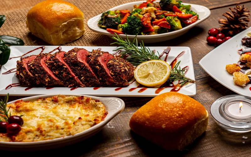 Brasileiro vai desembolsar média de R$ 338 com preparativos da ceia, aponta pesquisa