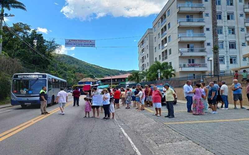Corrêas: moradores realizam manifestação por mais segurança no trânsito