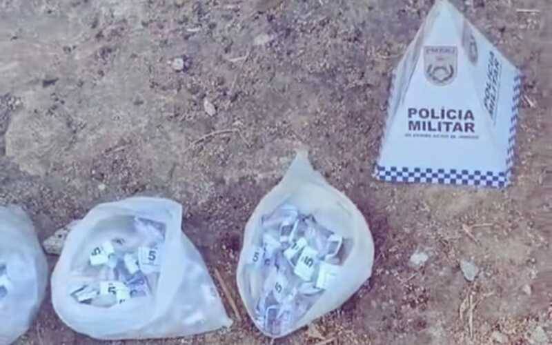 PM apreende drogas em Itaipava e Estrada da Saudade