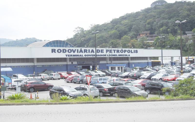 Chegadas e partidas para as festas de fim de ano