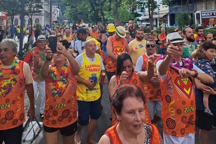 Dois dos principais blocos de Carnaval da cidade cancelam desfile em 2026