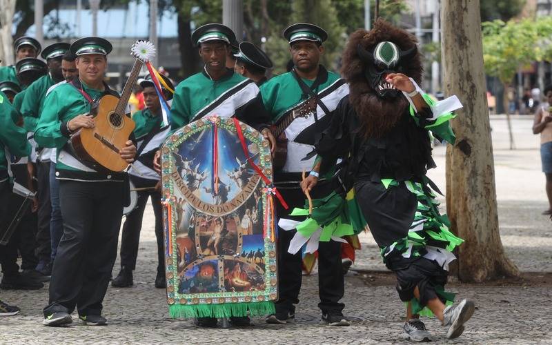 Governo do Estado investe R$ 5 milhões nas Folias de Reis e fortalece tradição no Rio