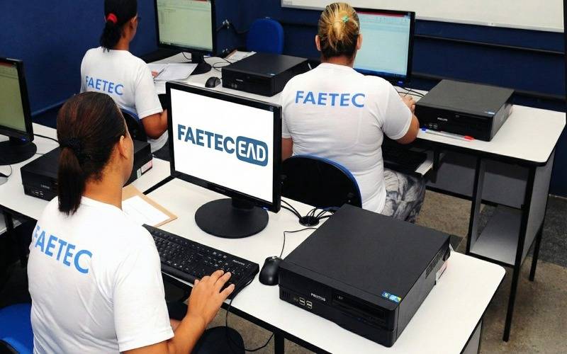 Governo do Estado abre mais de 52 mil vagas gratuitas de qualificação pela Faetec