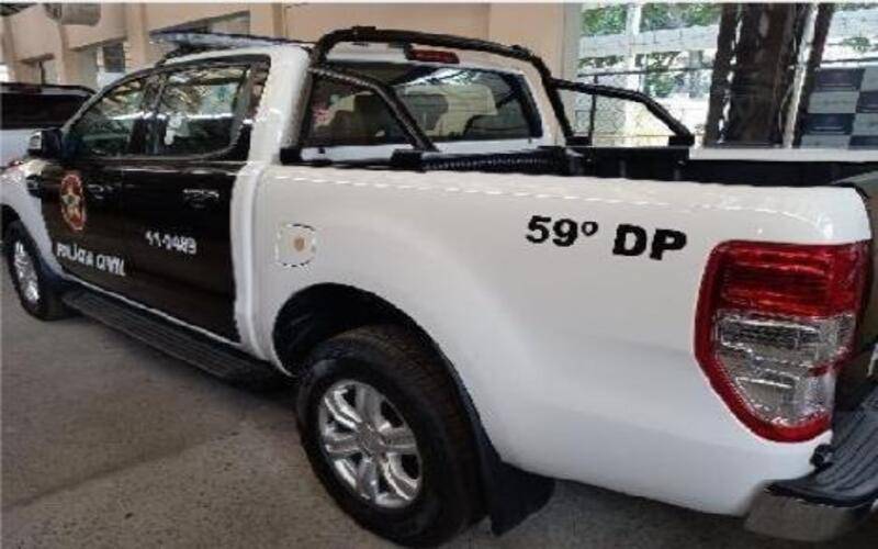 Polícia Civil prende dois integrantes de um grupo envolvido com roubos na Baixada Flum