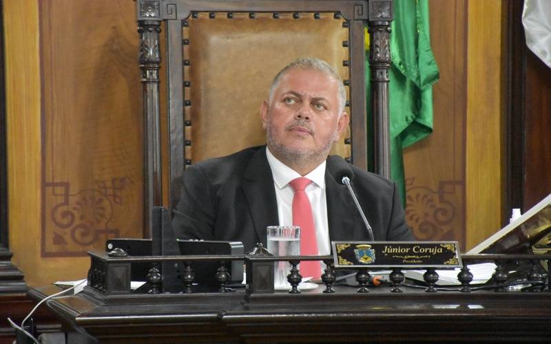 Vereador Júnior Coruja anuncia concurso público na Câmara Municipal de Petrópolis após