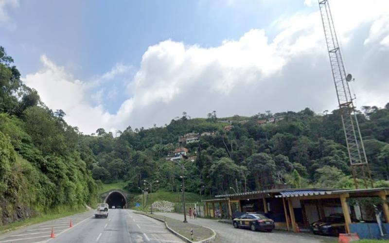 Família de Juiz de Fora é rendida por criminosos armados na Serra de Petrópolis