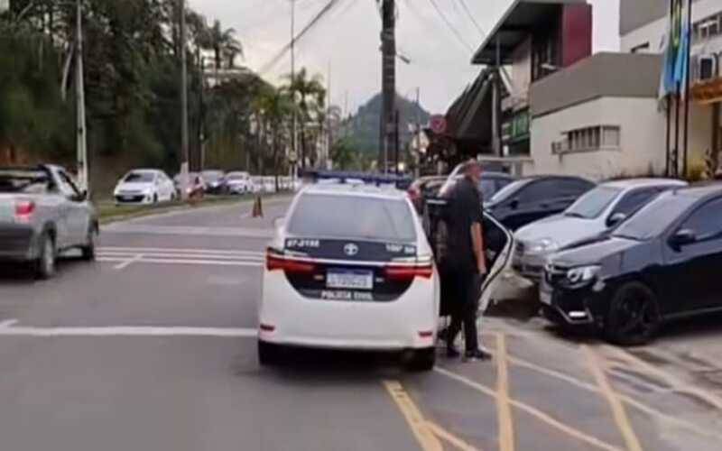 Polícia civil prende homem em flagrante por direção perigosa