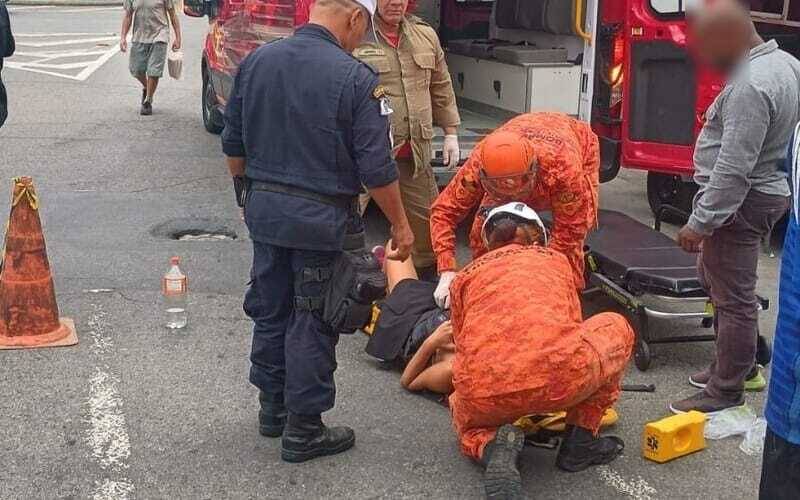 Mulher sofre acidente no Centro da cidade