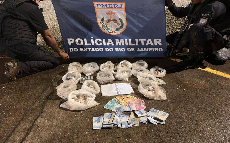 PM apreende entorpecentes na Comunidade do Alemão e no Centro