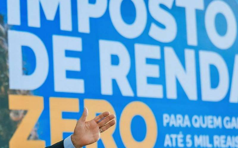 Zap da Receita lembra que Imposto de Renda é zero para quem ganha até R$ 5 mil