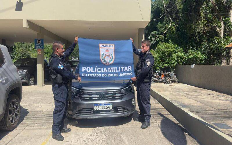 PM recupera em Corrêas veículo roubado no Rio de Janeiro