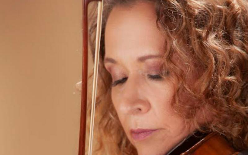 Casa de Petrópolis recebe apresentação inédita do Duo Brasil Universo 