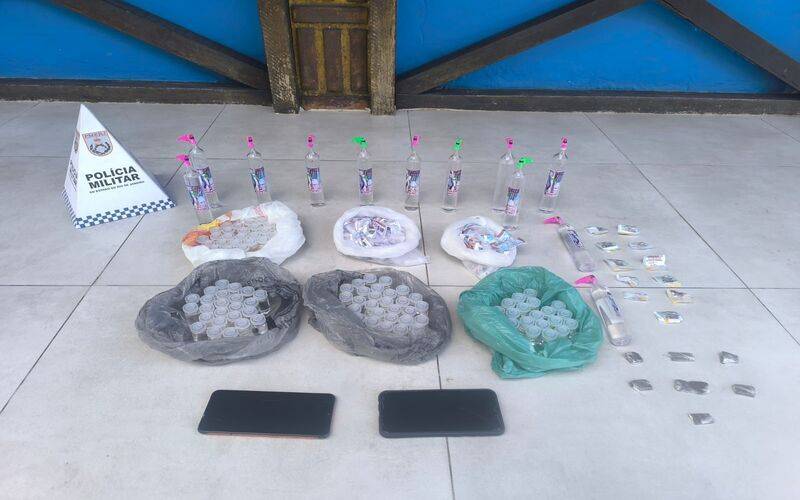 Três pessoas presas por tráfico na Posse