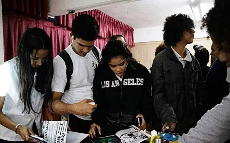 Histórias em quadrinhos podem ajudar no debate racial em sala de aula