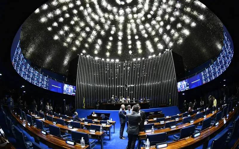 Senado aprova regras mais duras para condenados por morte de policiais