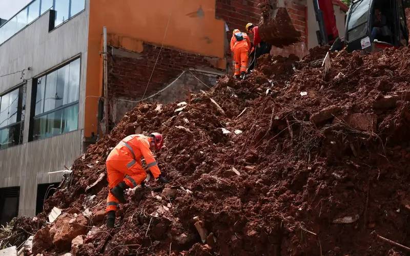 Número de mortes causadas pelas chuvas em Minas sobe para 59